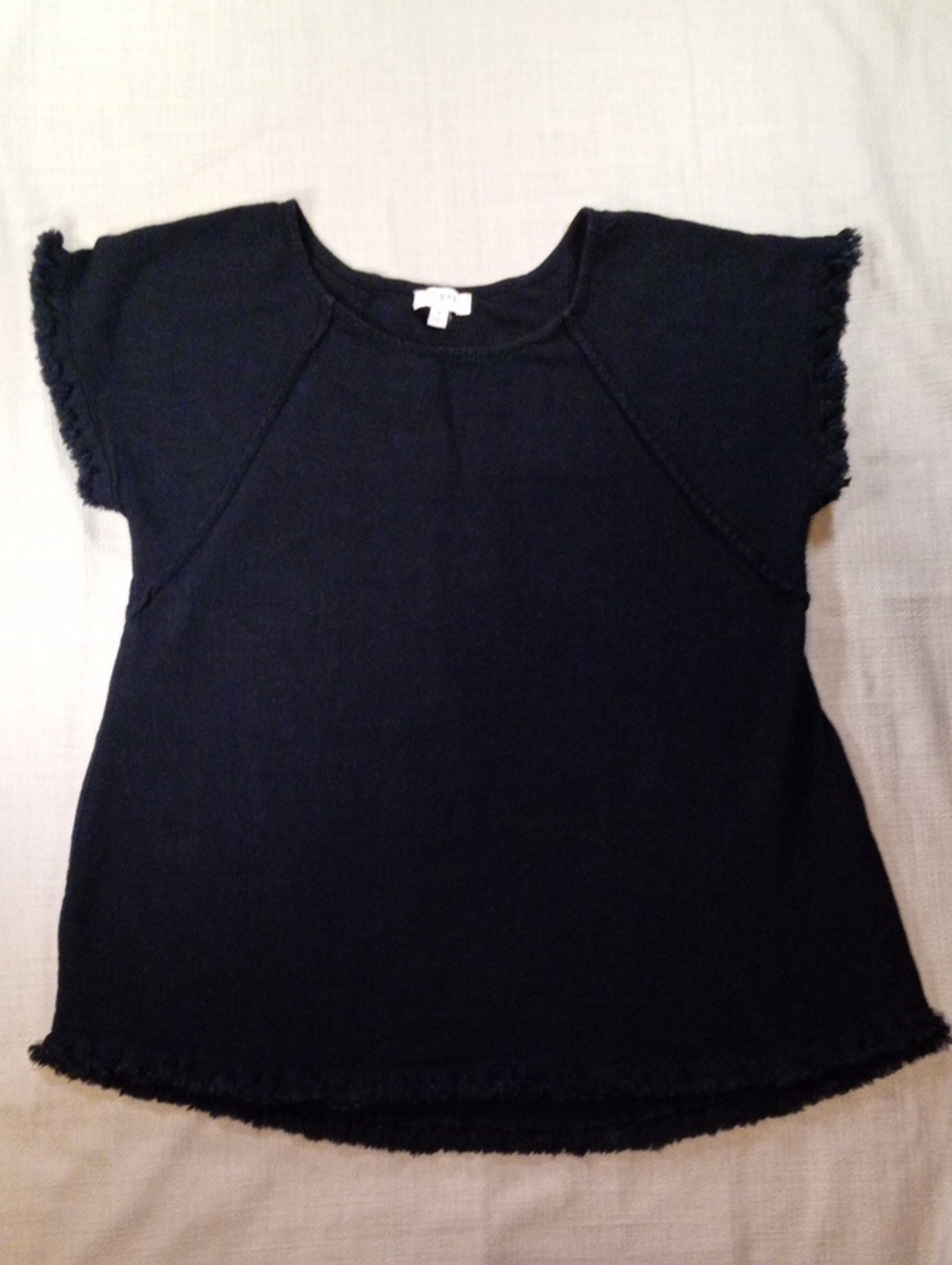 Women's Size Medium Umgee Black Short Sleeve Fringe-Trim